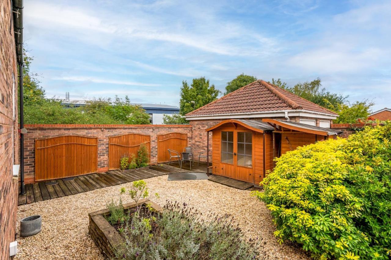 Pass The Keys Charming Cottage Near Clifton Moor ยอร์ค ภายนอก รูปภาพ