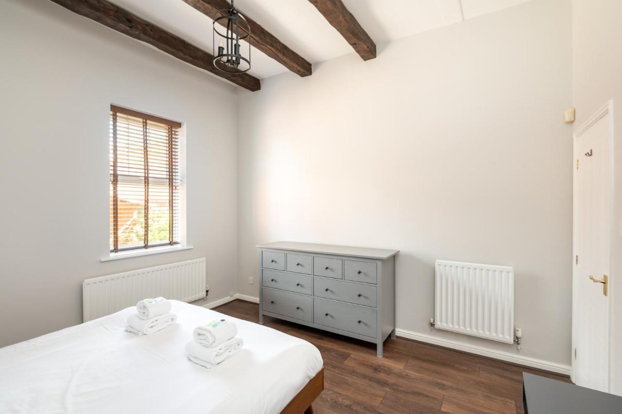 Pass The Keys Charming Cottage Near Clifton Moor ยอร์ค ภายนอก รูปภาพ